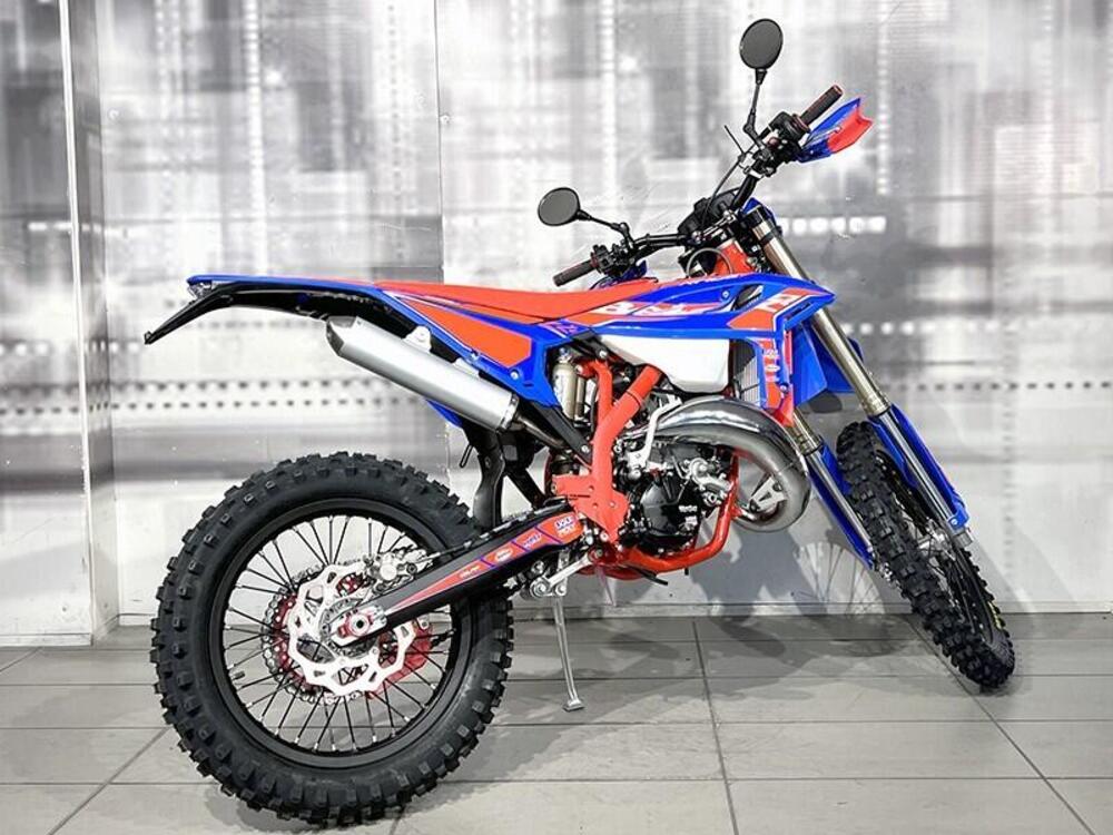 Betamotor RR 125 4T Enduro R (2024 - 26) (8)