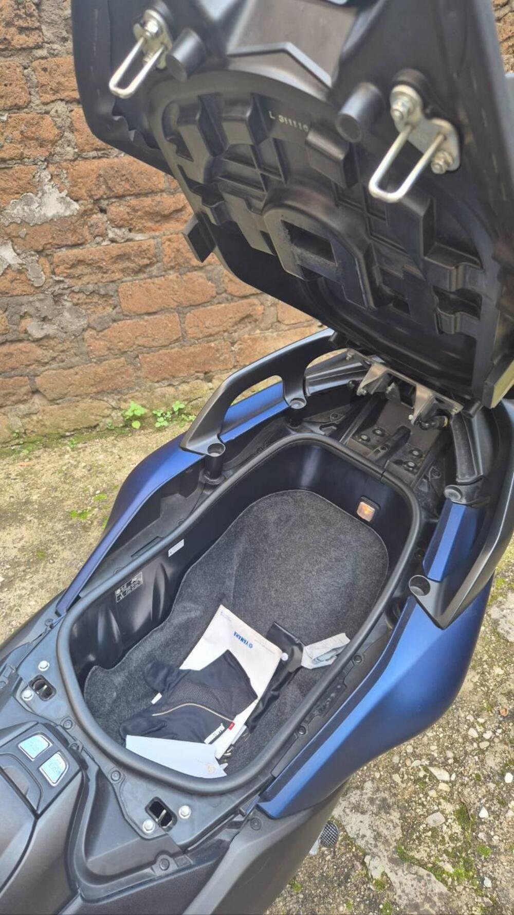 Yamaha T-Max 530 SX (2017 - 19) (10)