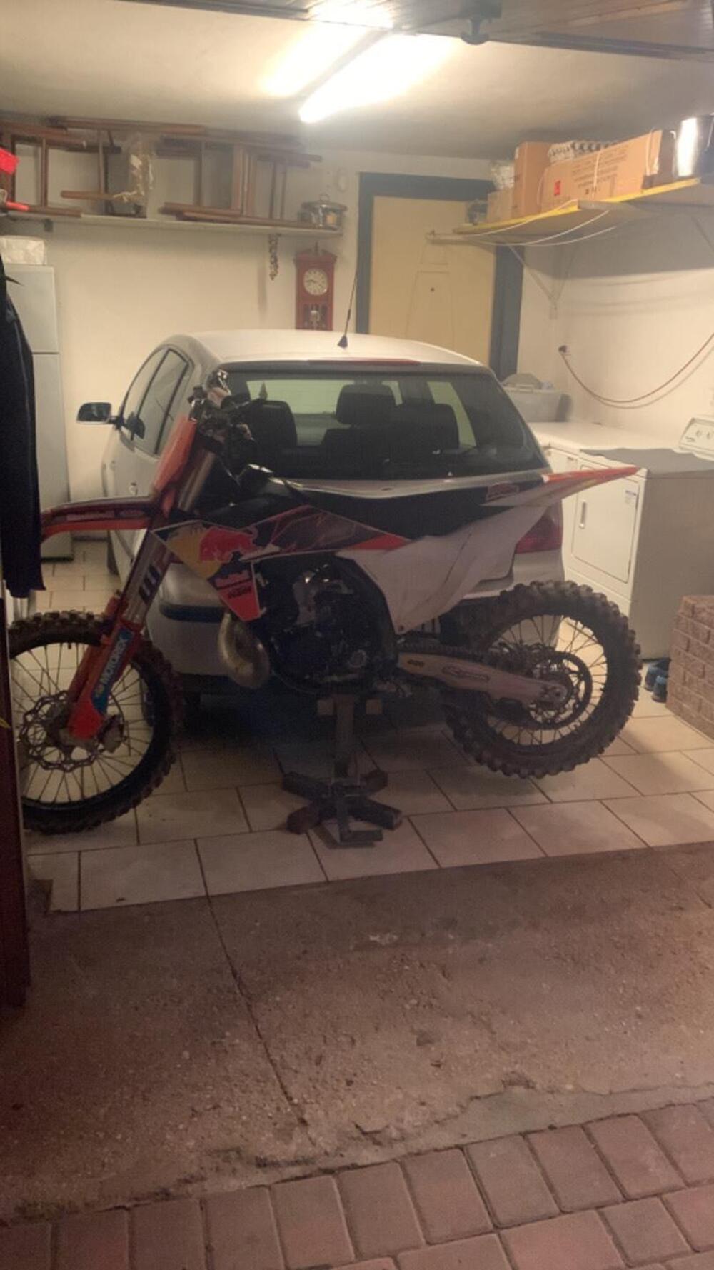 KTM 250 SX (2023) (3)