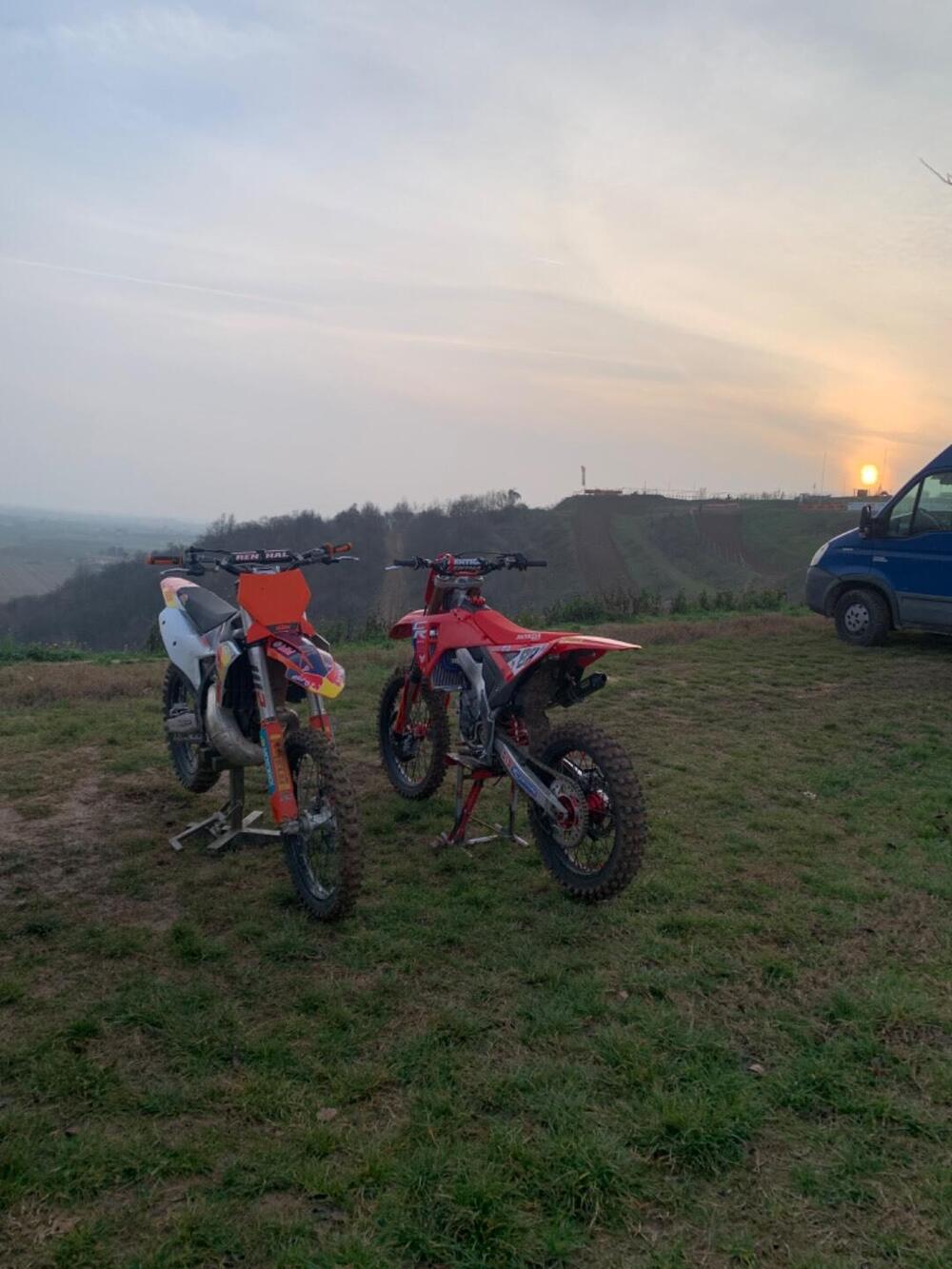 KTM 250 SX (2023) (4)