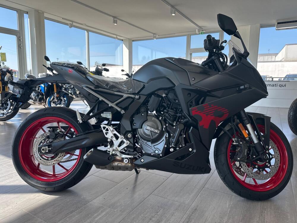 Suzuki GSX-8R (2024 - 26) (3)