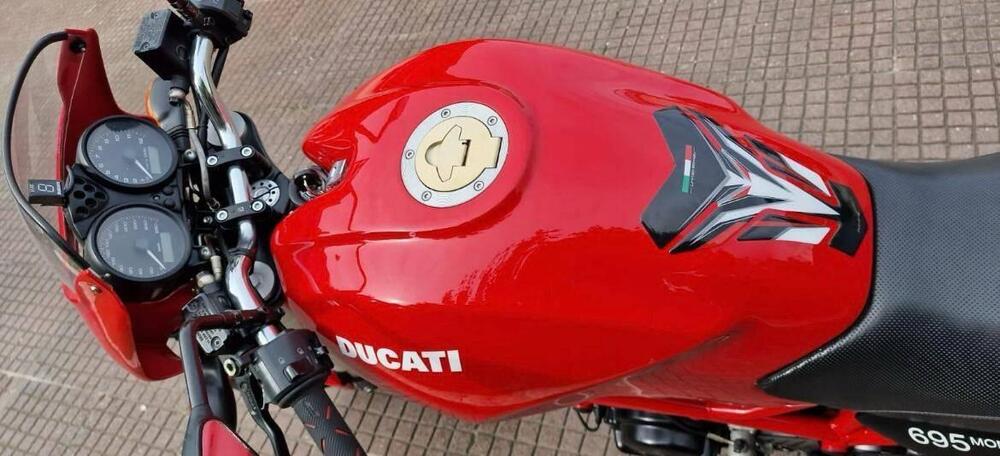 Ducati Monster 695 (2006 - 08) (2)