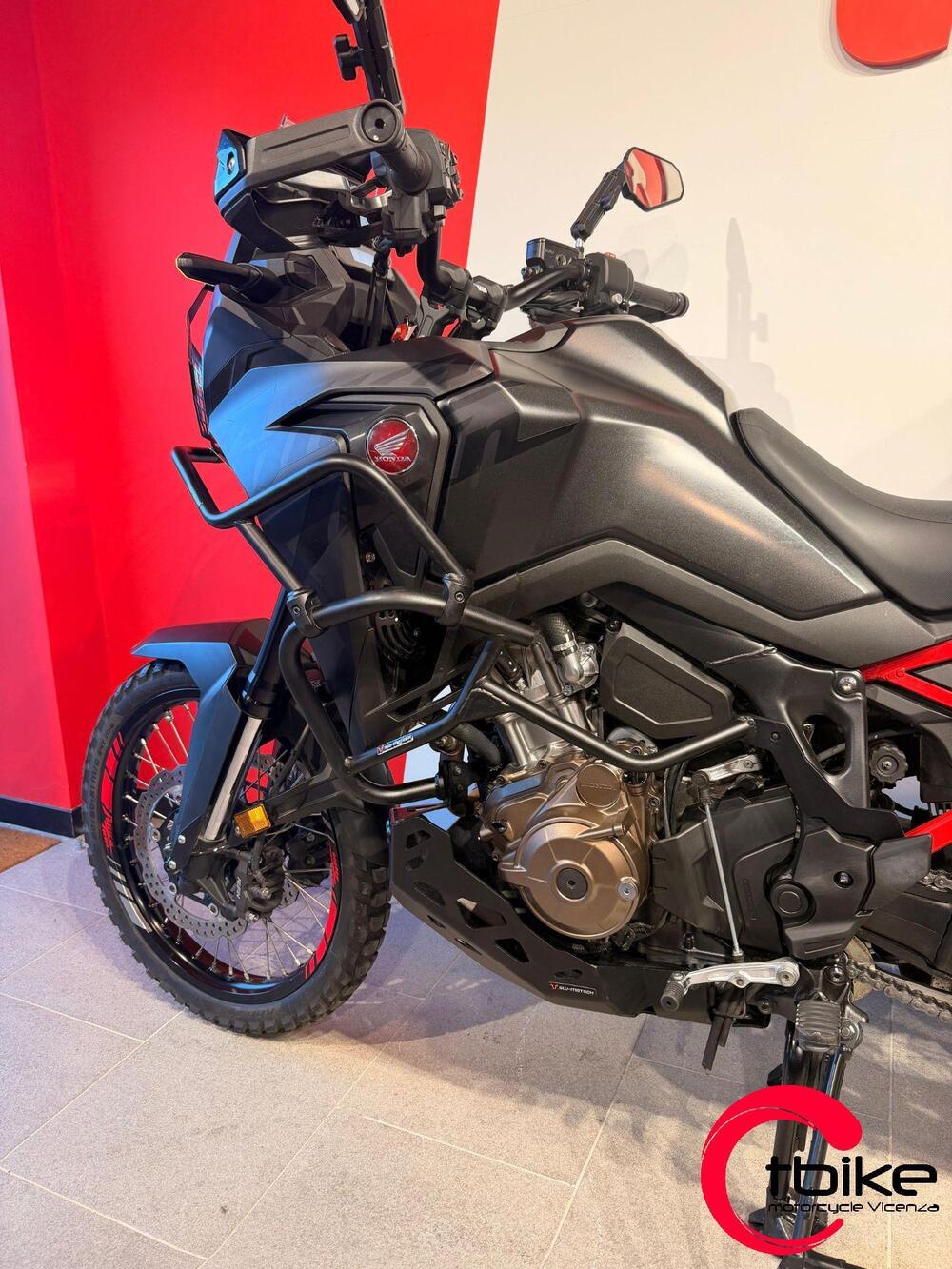 Honda Africa Twin CRF 1100L Urban (2022 - 23) (8)