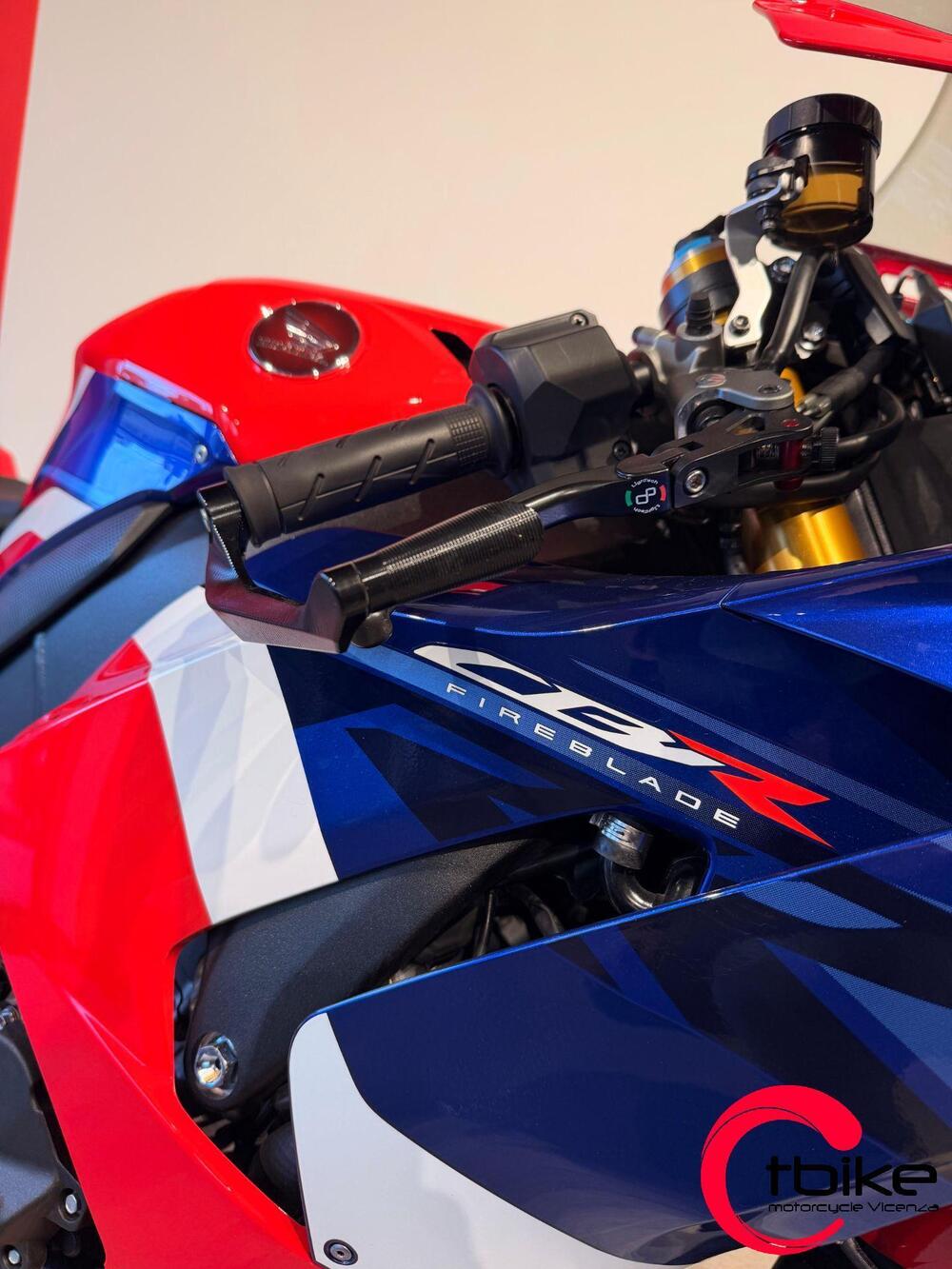 Honda CBR 1000 RR-R Fireblade SP (2020 - 21) (4)