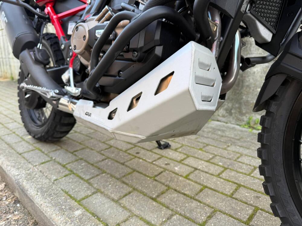 Honda Africa Twin CRF 1100L DCT (2022 - 23) (11)