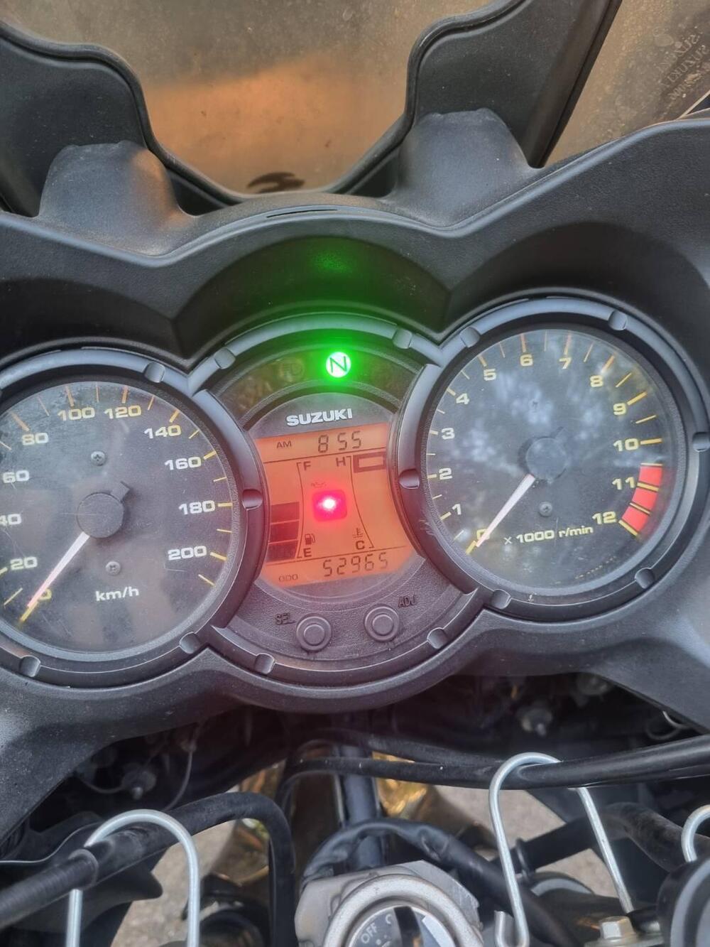 Suzuki V-Strom 650 (2008 - 11) (2)