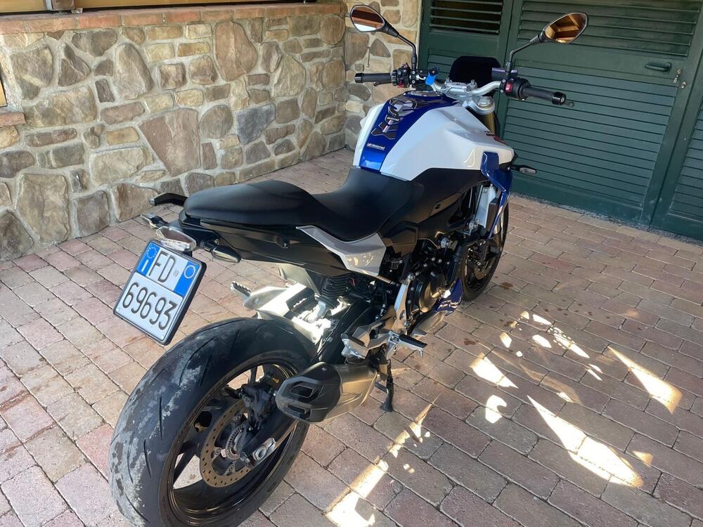 Bmw F 900 R (2021 - 24) (2)