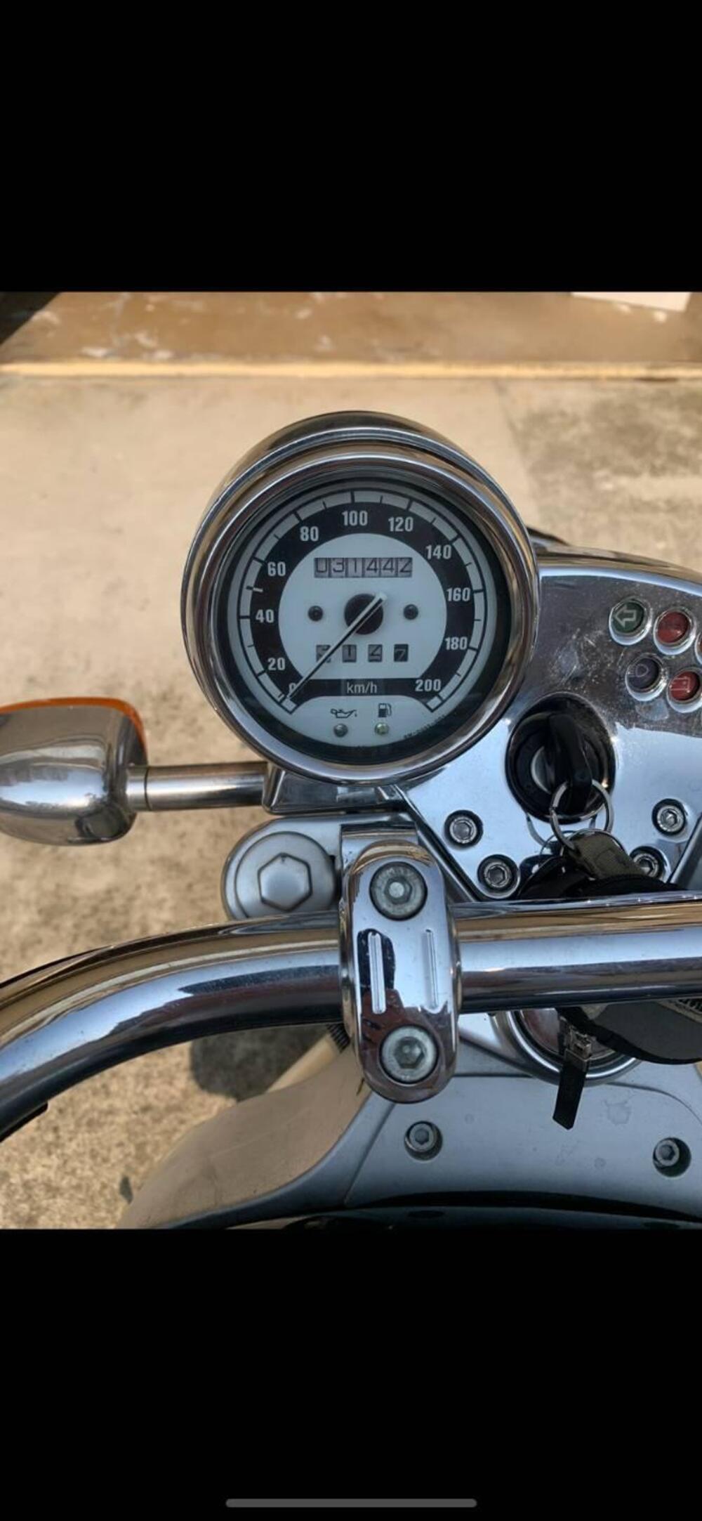 Bmw R 1200 C Classic (5)