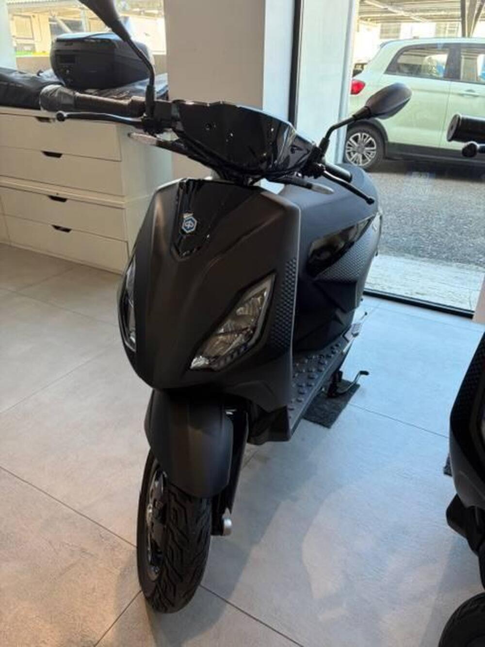 Piaggio 1 Active (2022 - 26)