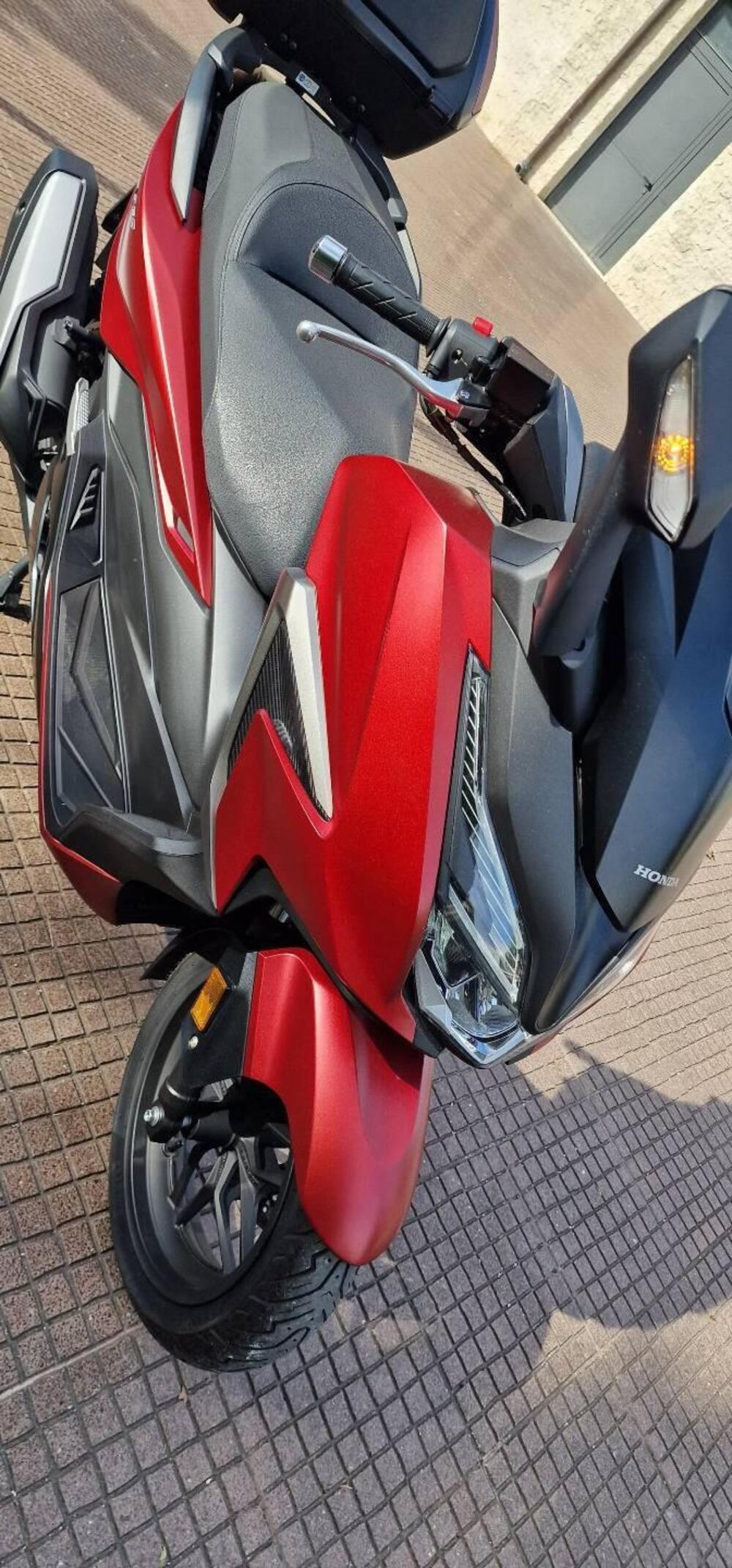 Honda Forza 350 Deluxe (2022 - 24) (4)