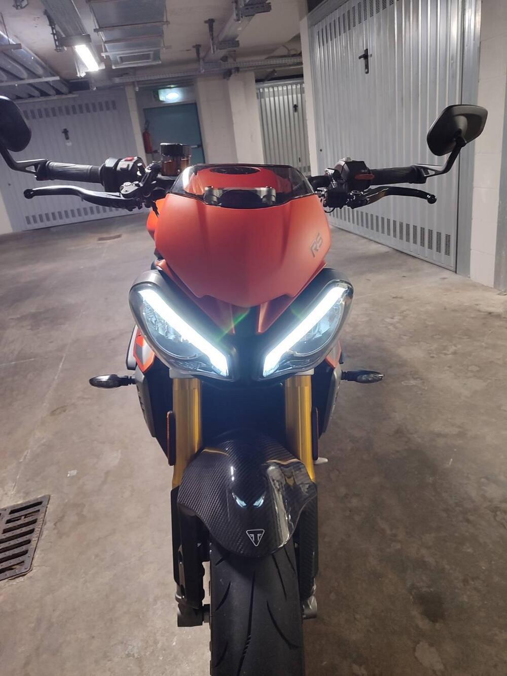 Triumph Speed Triple 1200 RS (2021 - 24) (4)