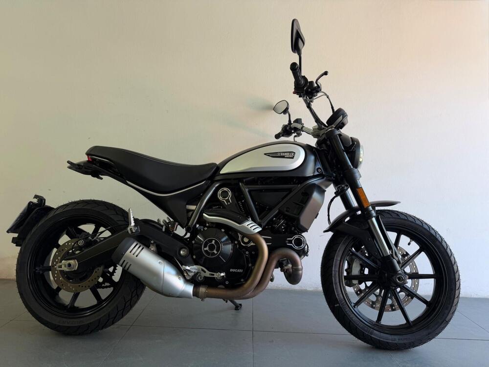 Ducati Scrambler 800 Icon Dark (2021 - 22)