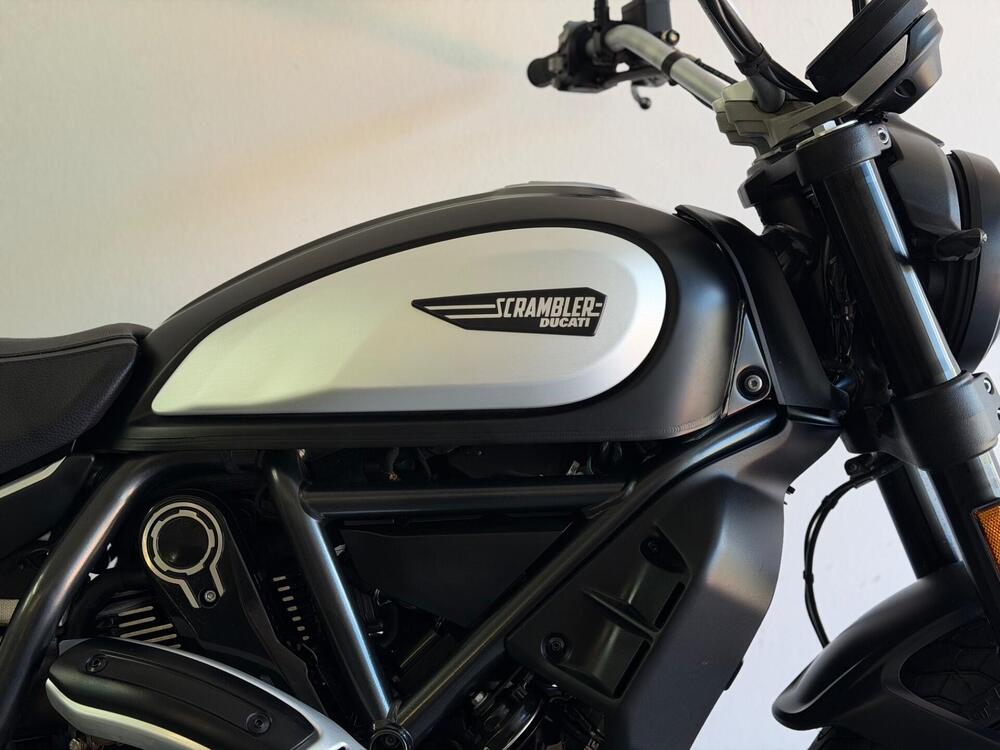 Ducati Scrambler 800 Icon Dark (2021 - 22) (4)
