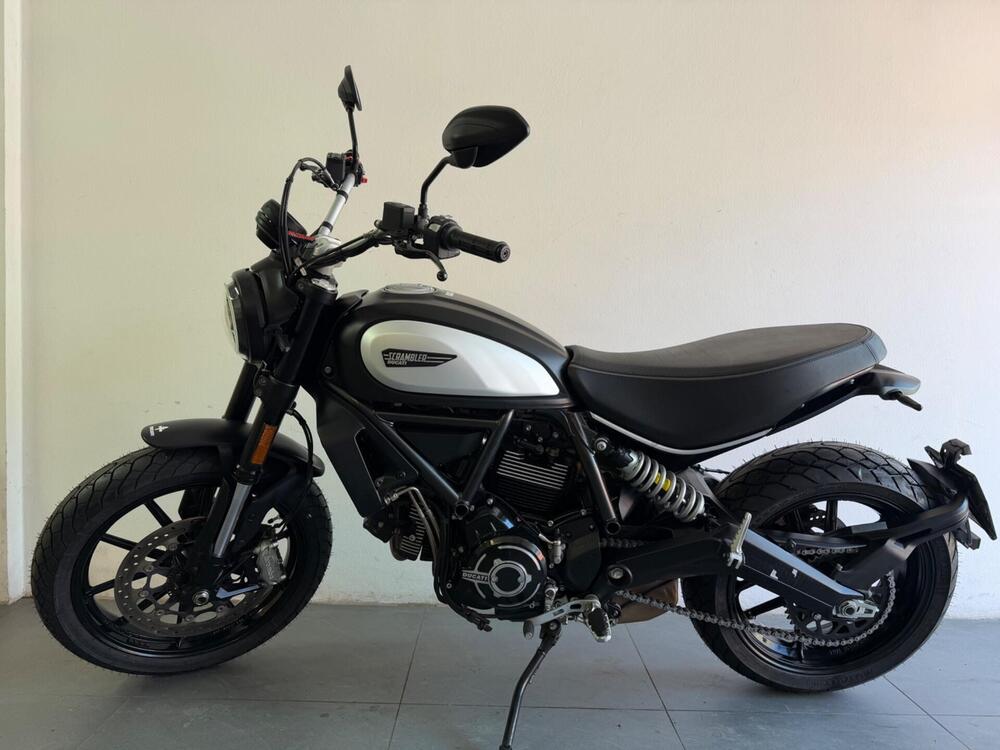 Ducati Scrambler 800 Icon Dark (2021 - 22) (9)