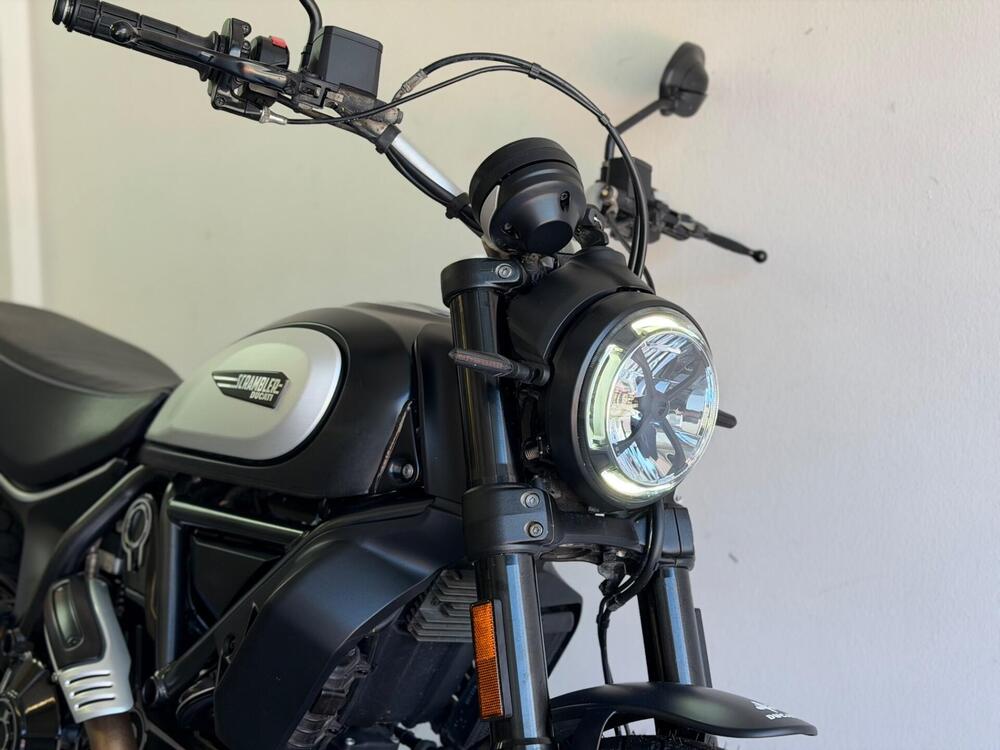 Ducati Scrambler 800 Icon Dark (2021 - 22) (10)