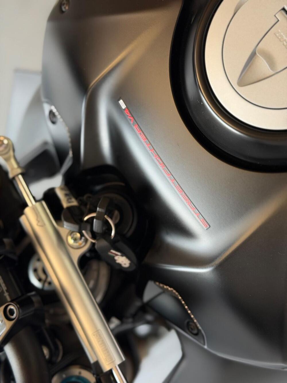 Ducati Streetfighter V4 1100 S (2021 - 22) (6)