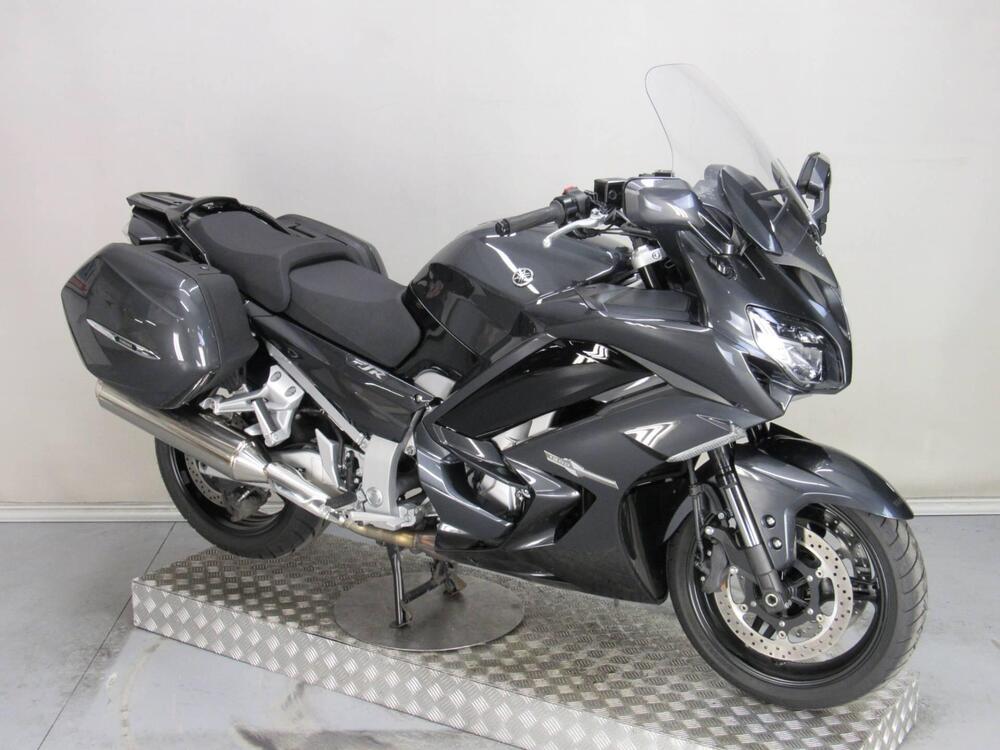 Yamaha FJR 1300 AE (2016 - 20) (3)