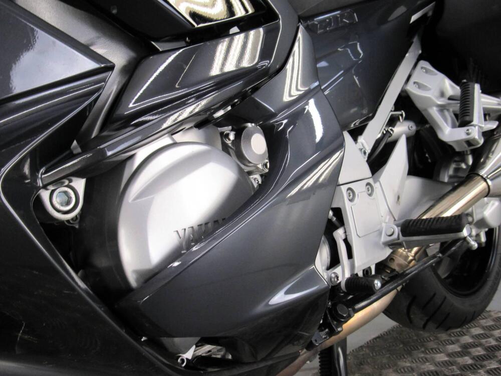 Yamaha FJR 1300 AE (2016 - 20) (11)