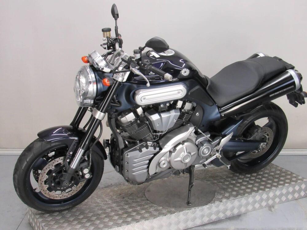 Yamaha MT-01 (2005- 11) (4)
