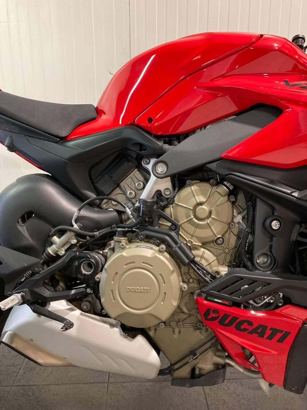 Ducati Streetfighter V4 (2023 - 24) (4)