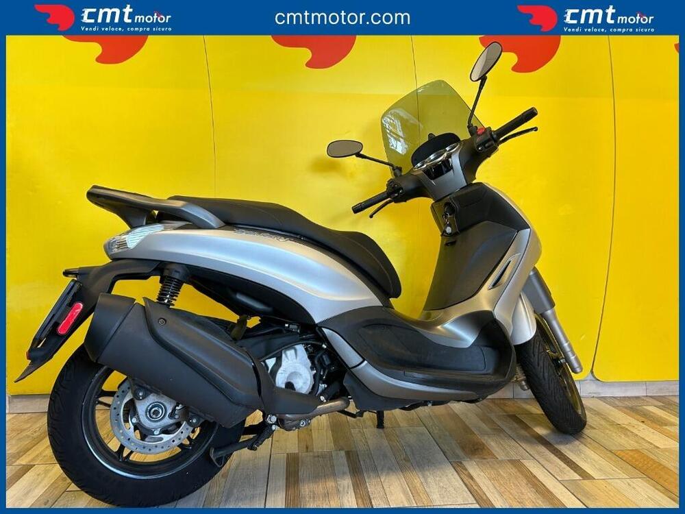 Piaggio Beverly 350 Police ABS-ASR (2018 - 20) (4)