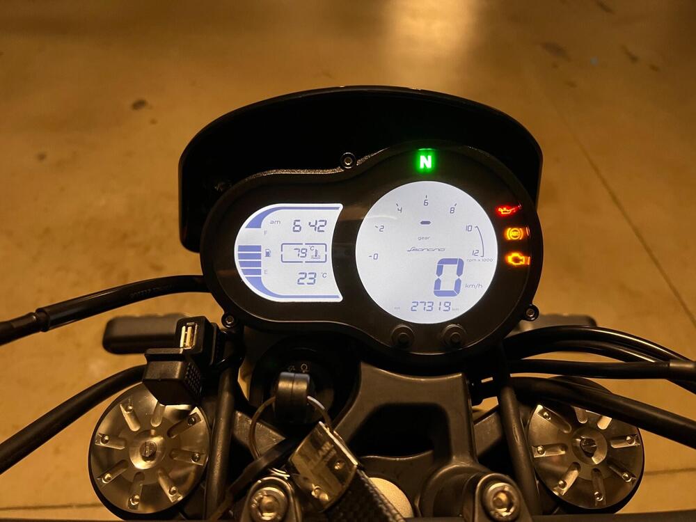 Benelli Leoncino 500 (2021 - 25) (11)