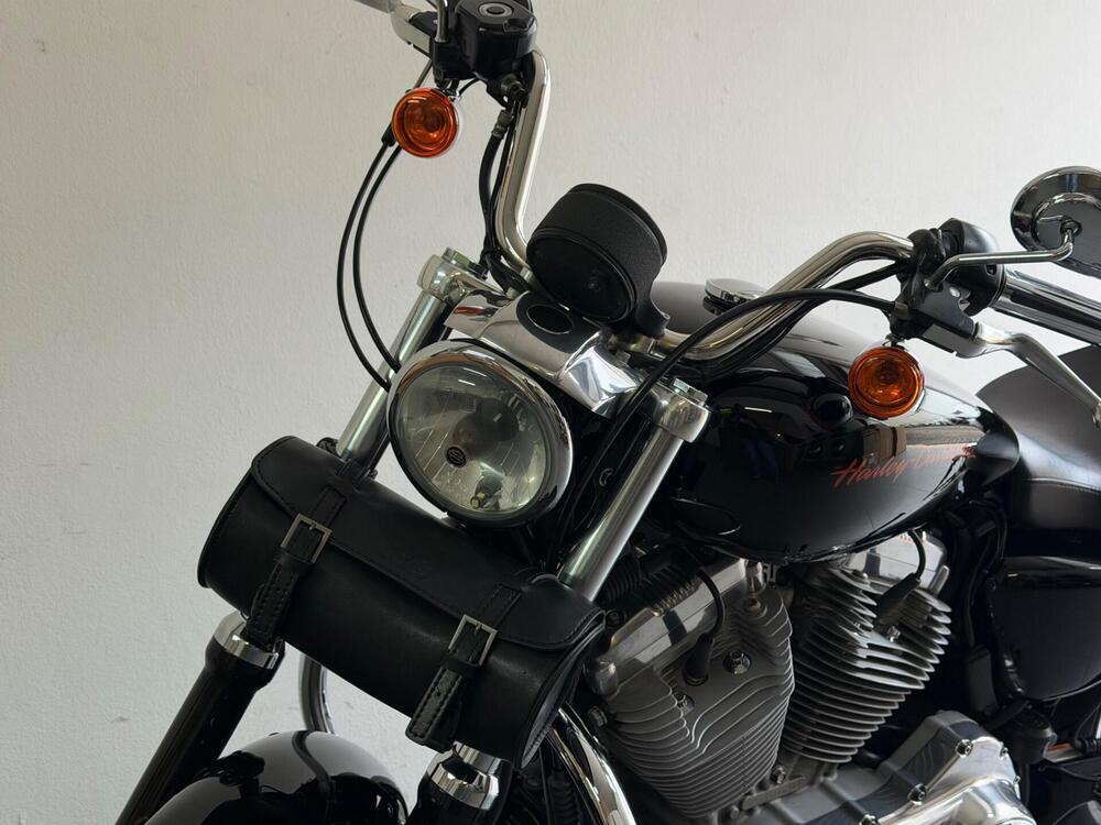 Harley-Davidson 883 (2008 - 09) - XL (9)