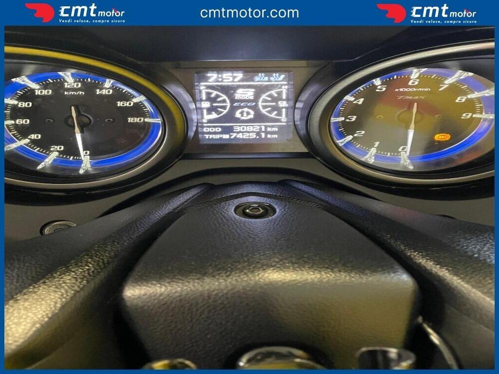 Yamaha T-Max 560 (2020 - 21) (5)