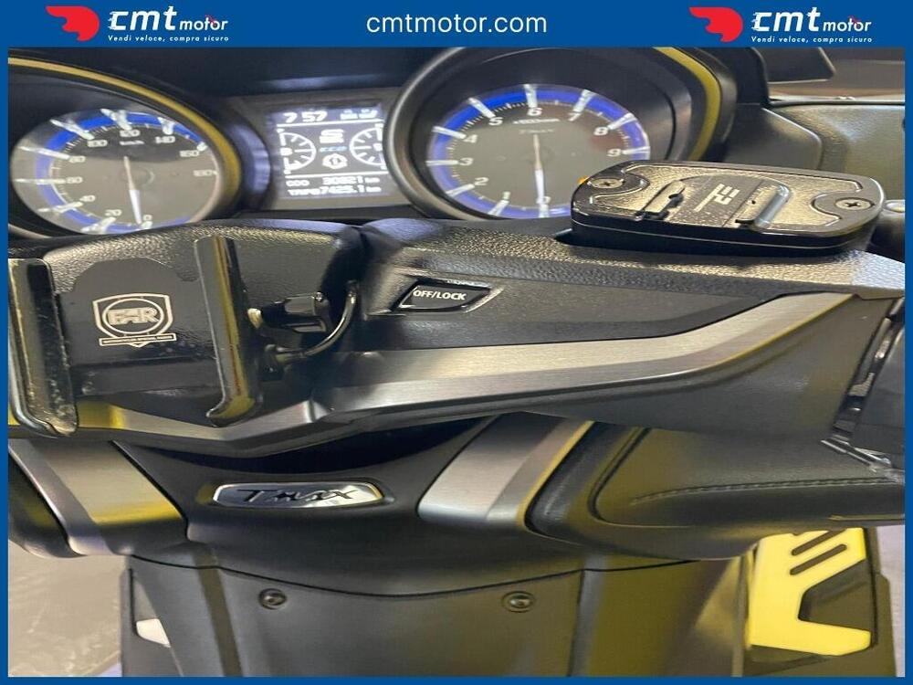 Yamaha T-Max 560 (2020 - 21) (6)