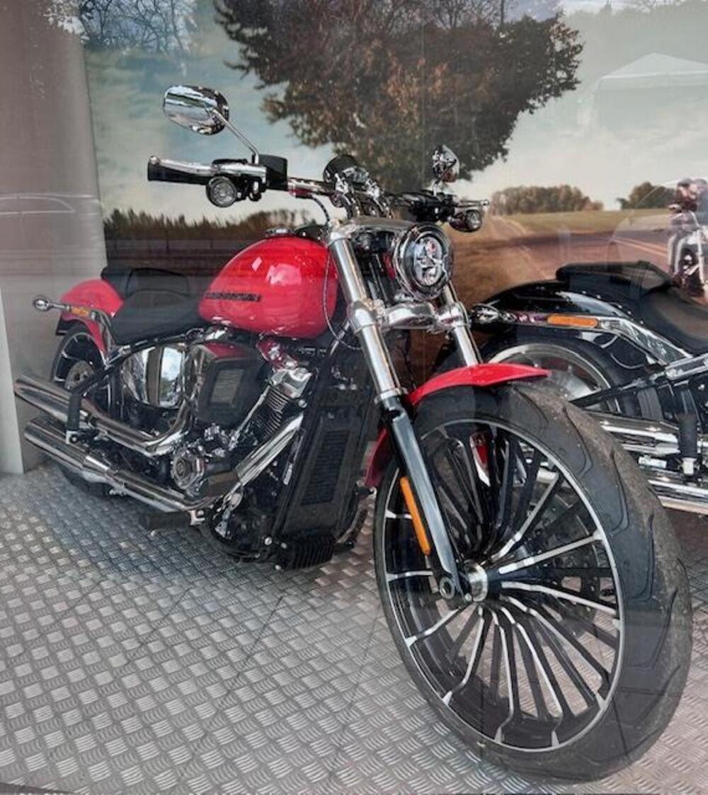 Harley-Davidson Breakout 117 (2025 - 26)