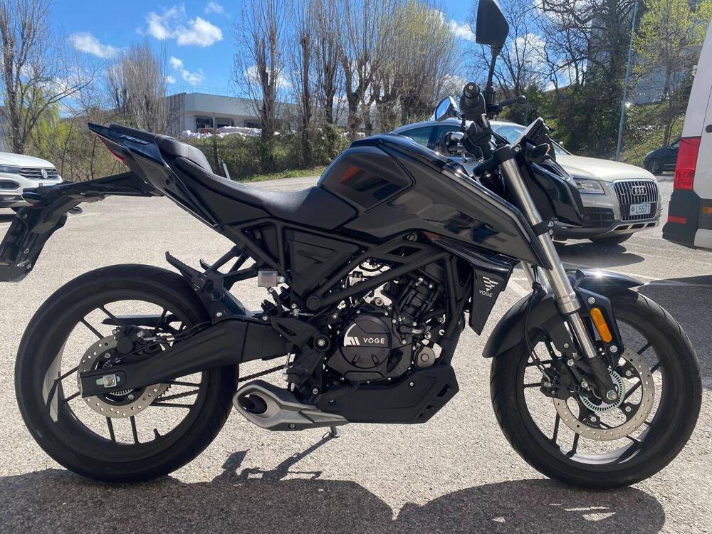 Voge Brivido 125R (2023 - 26) (2)