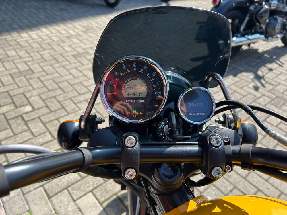 Royal Enfield Meteor 350 (2021 - 26) (3)