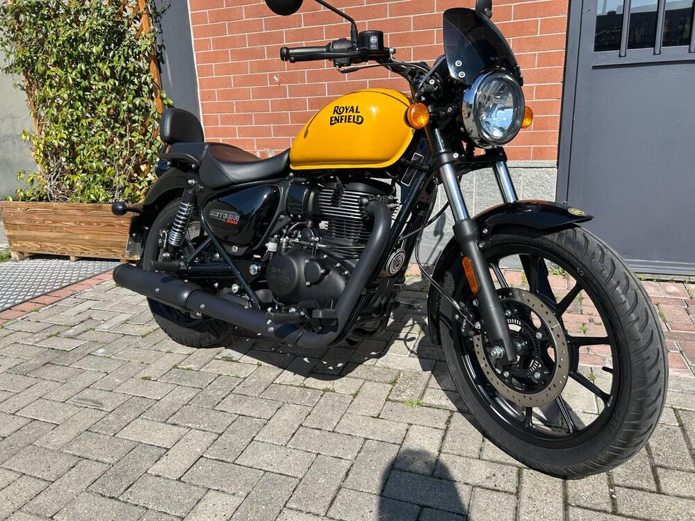 Royal Enfield Meteor 350 (2021 - 26) (12)