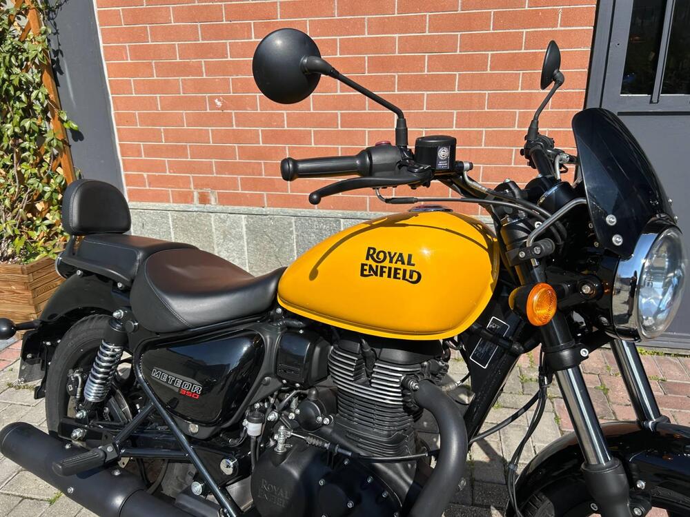 Royal Enfield Meteor 350 (2021 - 26) (14)