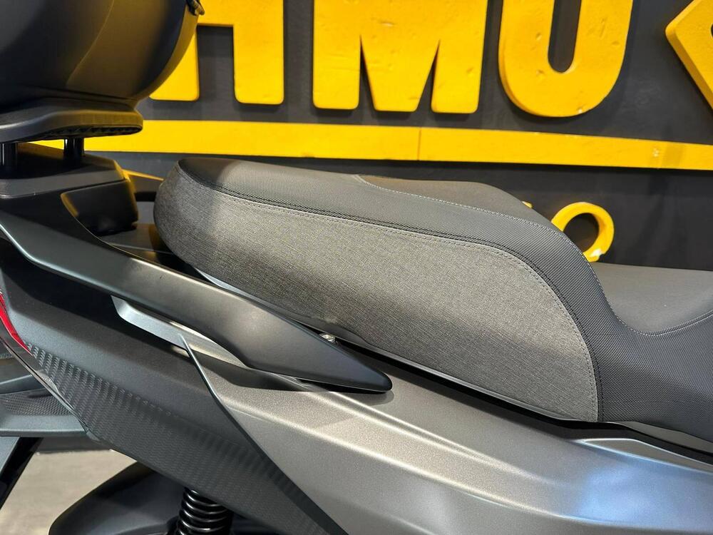 Sym Joyride 300 (2025 - 26) (6)