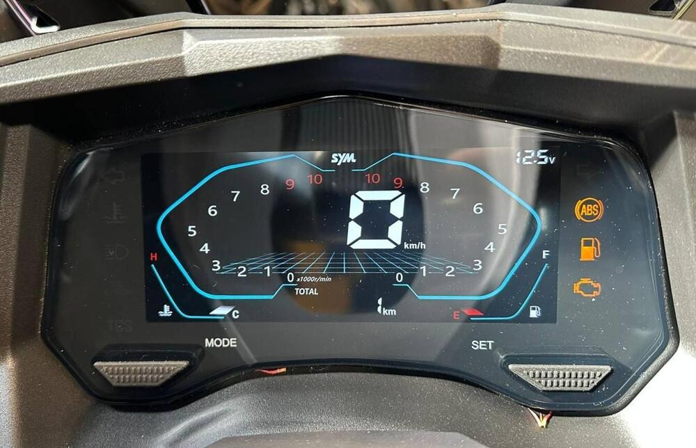 Sym Joyride 300 (2025 - 26) (7)