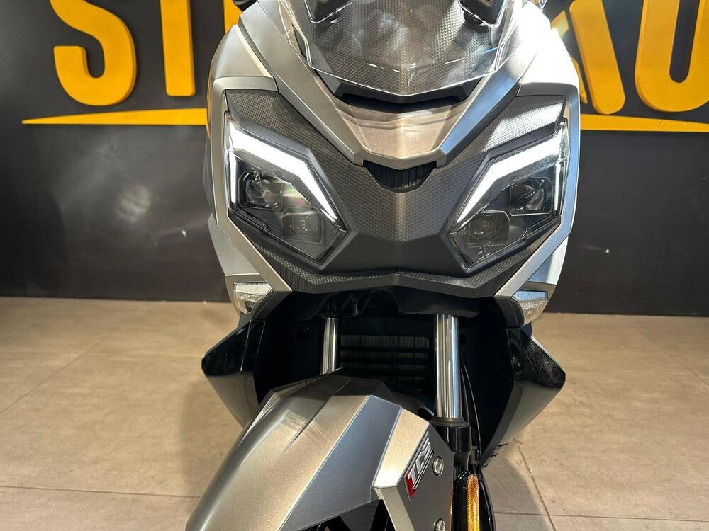 Sym Joyride 300 (2025 - 26) (8)