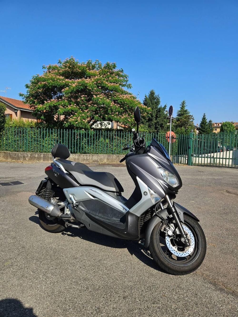 Yamaha X-Max 250 Sport (2011 - 13) (4)