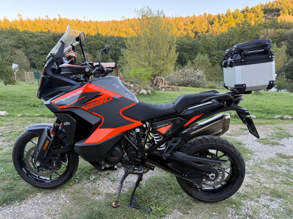 KTM 1290 Super Adventure S (2021) (4)