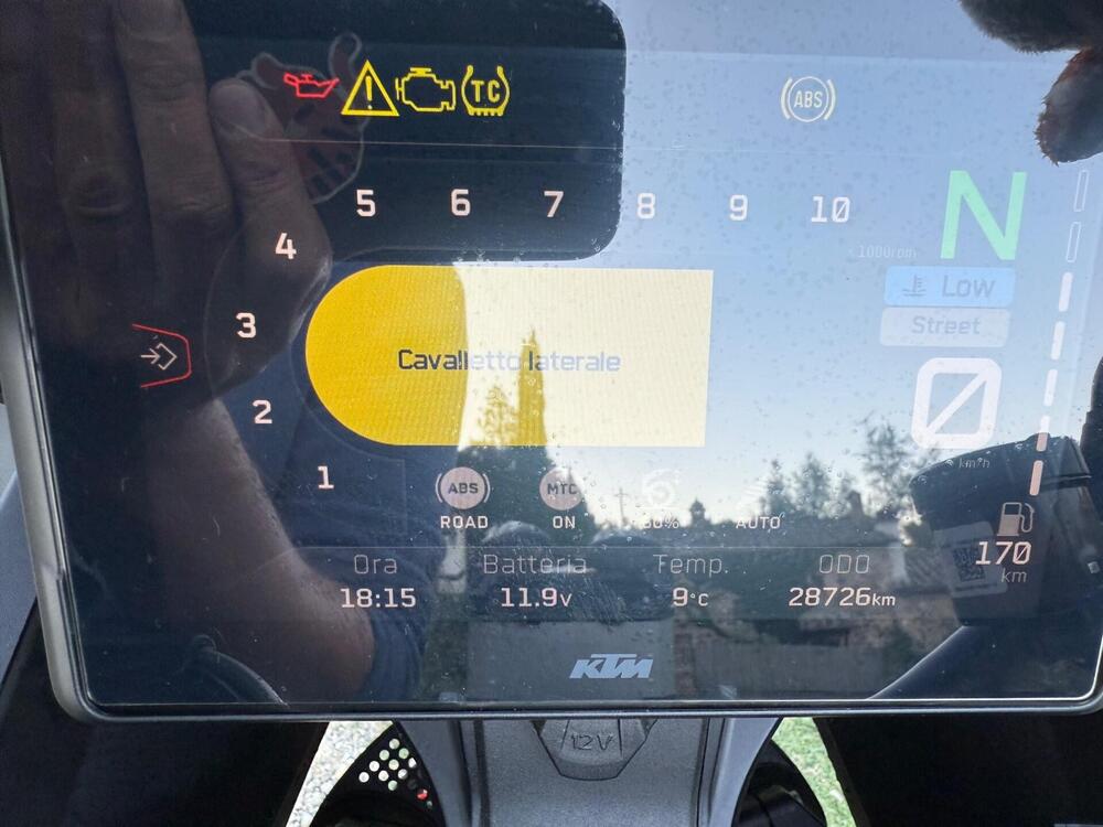 KTM 1290 Super Adventure S (2021) (8)