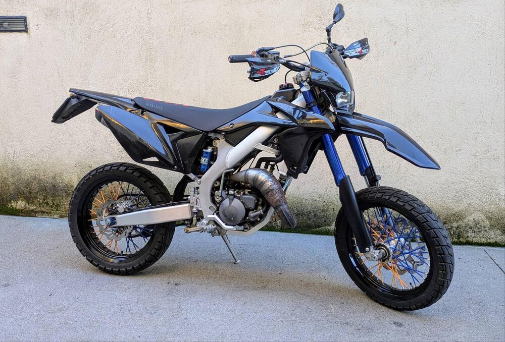 Valenti Racing SM 50 (2015 - 22) (2)