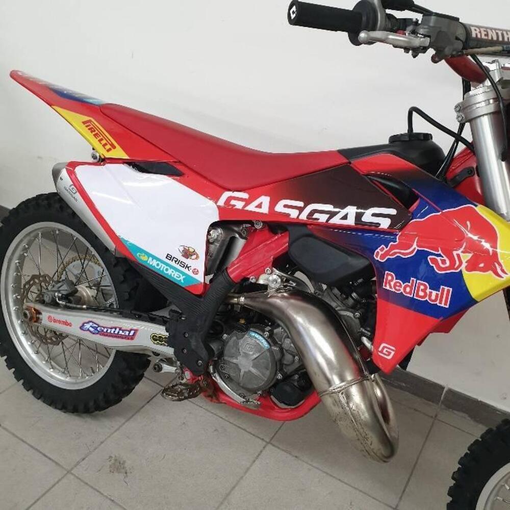 GASGAS MC 125 (2024) (2)