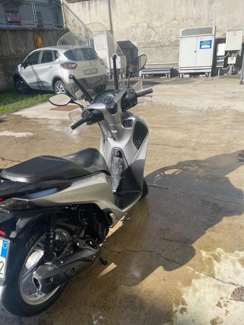 Honda SH 125i (2017 - 19) (2)