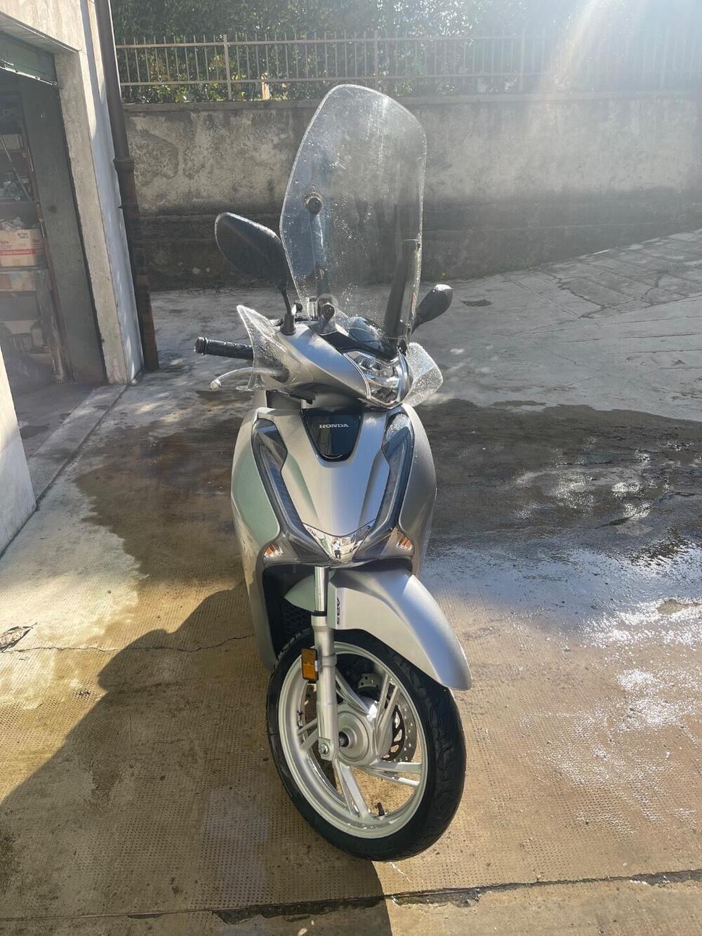 Honda SH 125i (2017 - 19) (8)