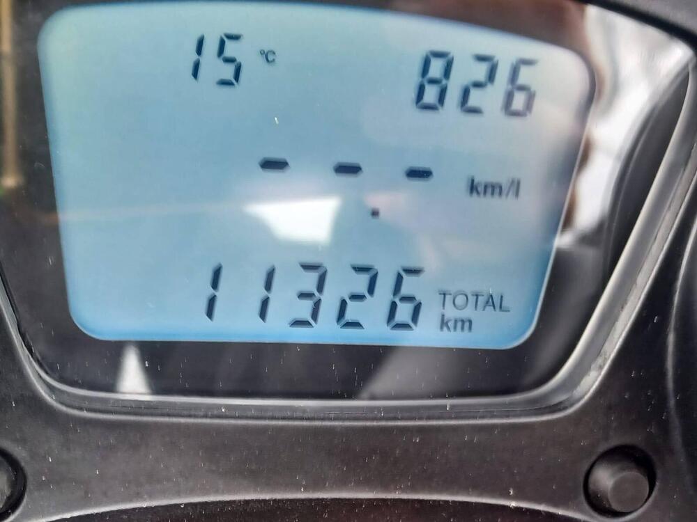 Piaggio MP3 400 ABS Hpe (2021 - 22) (9)