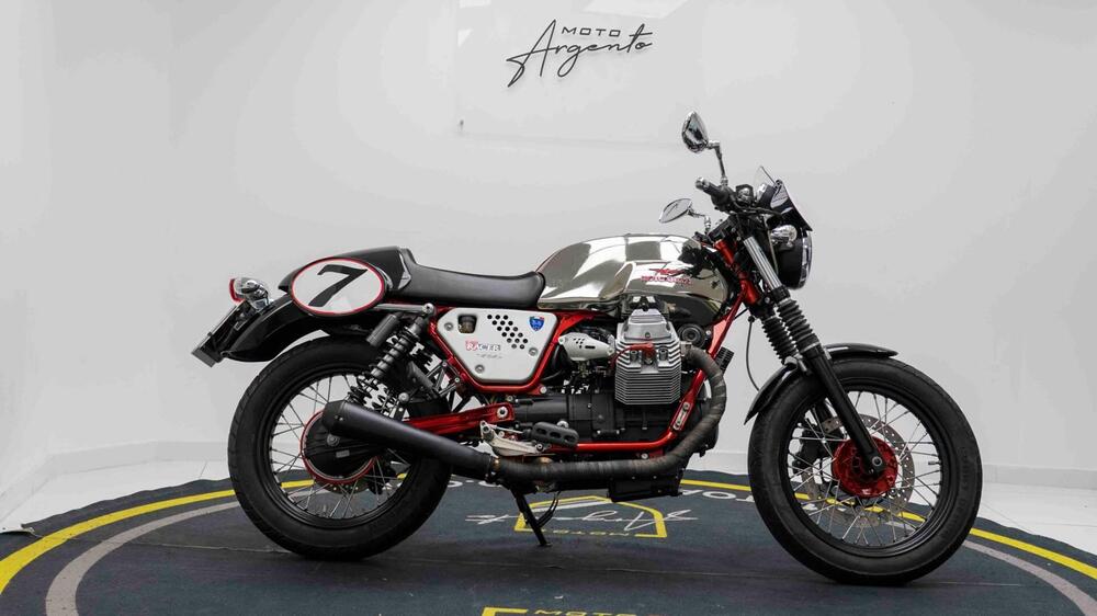 Moto Guzzi V7 Racer (2012 - 14) (2)