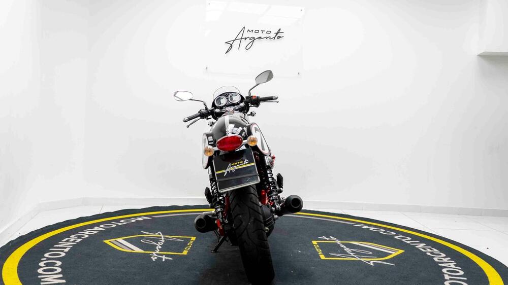 Moto Guzzi V7 Racer (2012 - 14) (4)