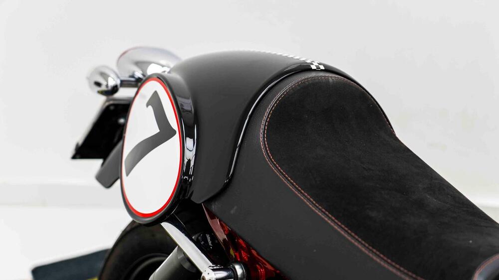 Moto Guzzi V7 Racer (2012 - 14) (10)