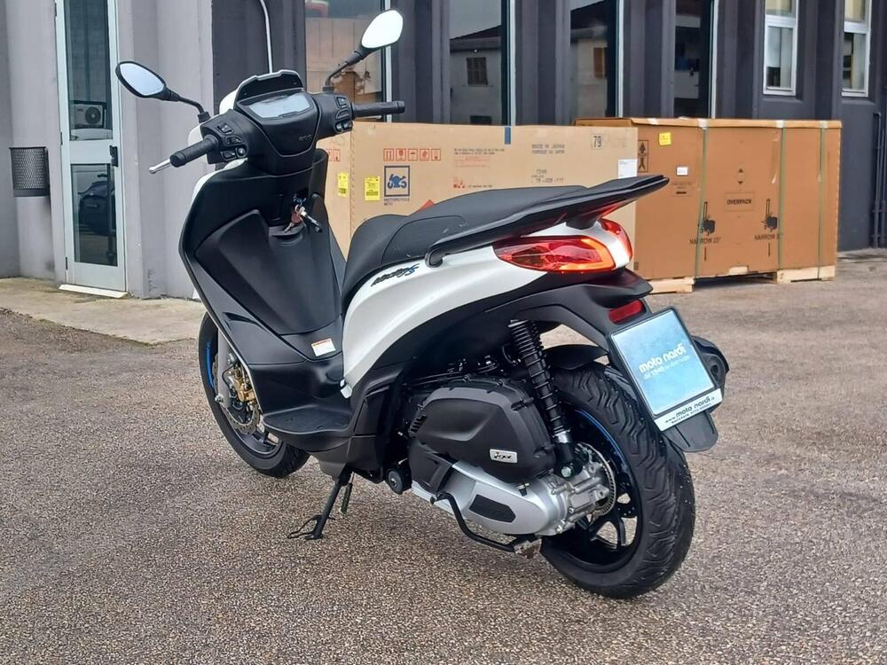 Piaggio Medley 200 S (2025 - 26) (6)