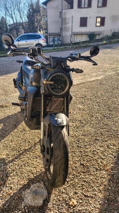 Zontes ZT350-GK (2022 - 26) usata